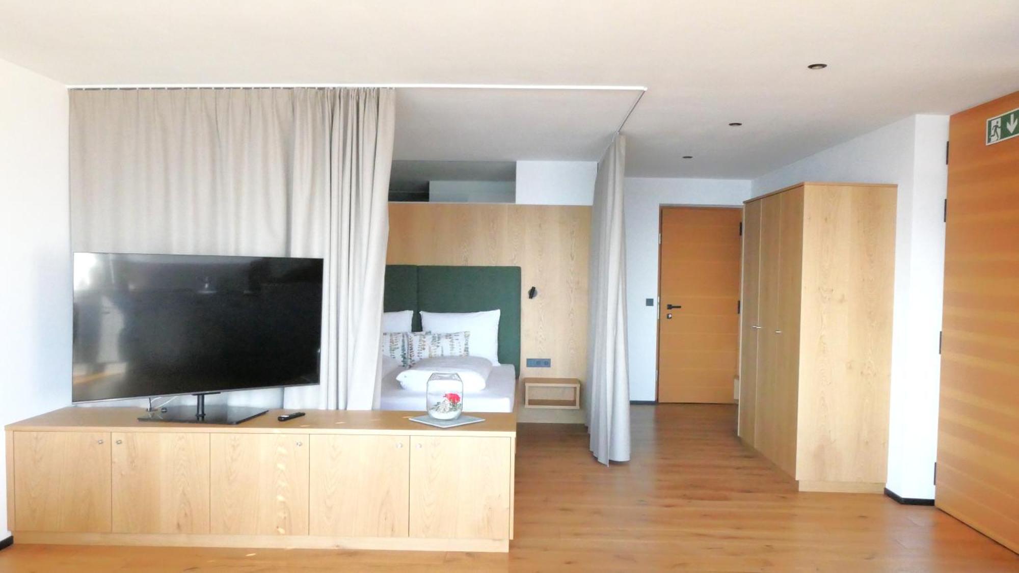 Noelani Natuerliches Waldidyll Apartment San Genesio Atesino Bagian luar foto